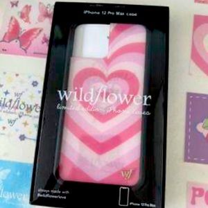 Wildflower iPhone case iPhone 11 Pro to big for mine never been used